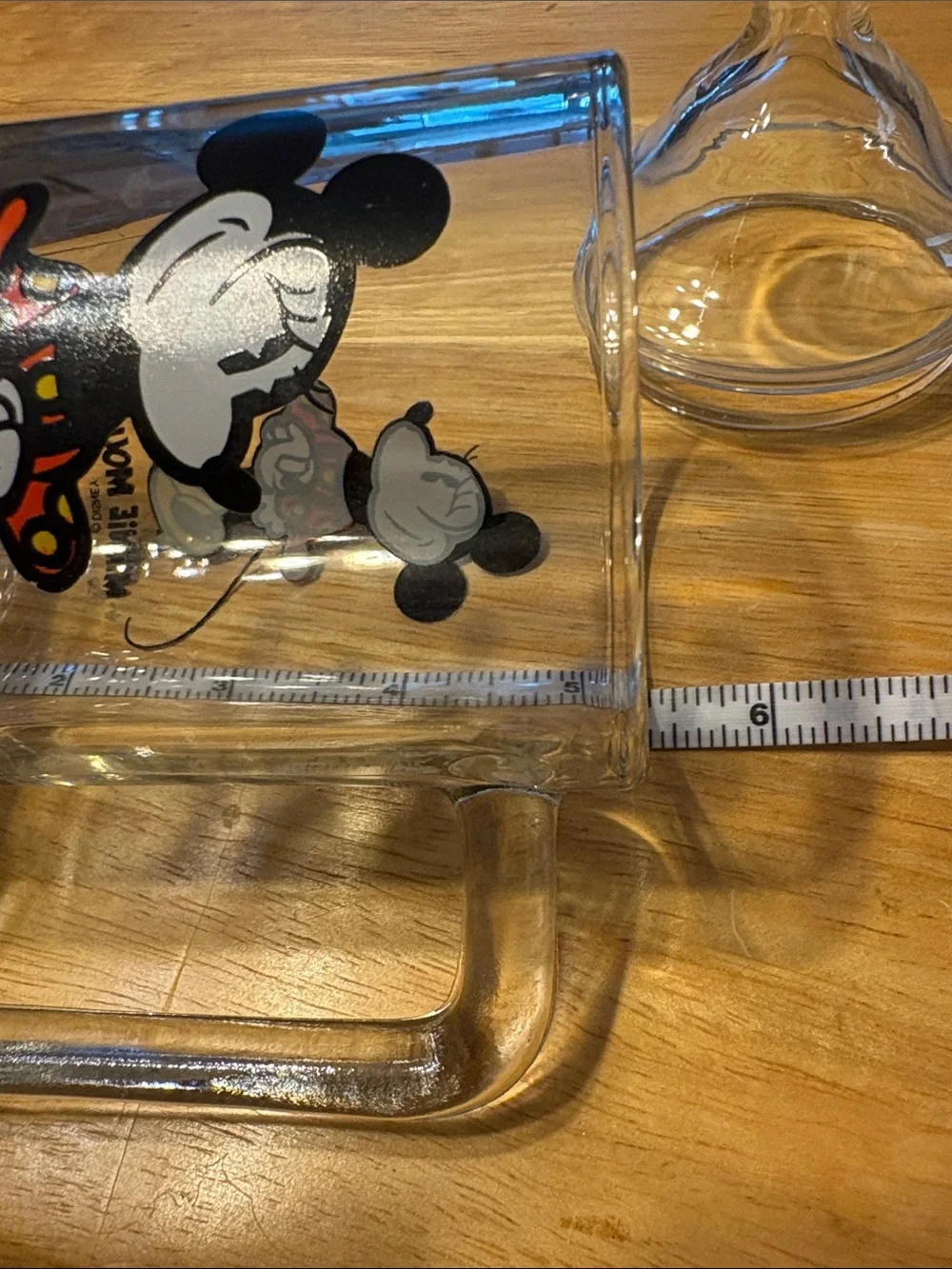 Disney Minnie Mouse Clear Glass Mug with Black and Red Graphic and Clear Lid